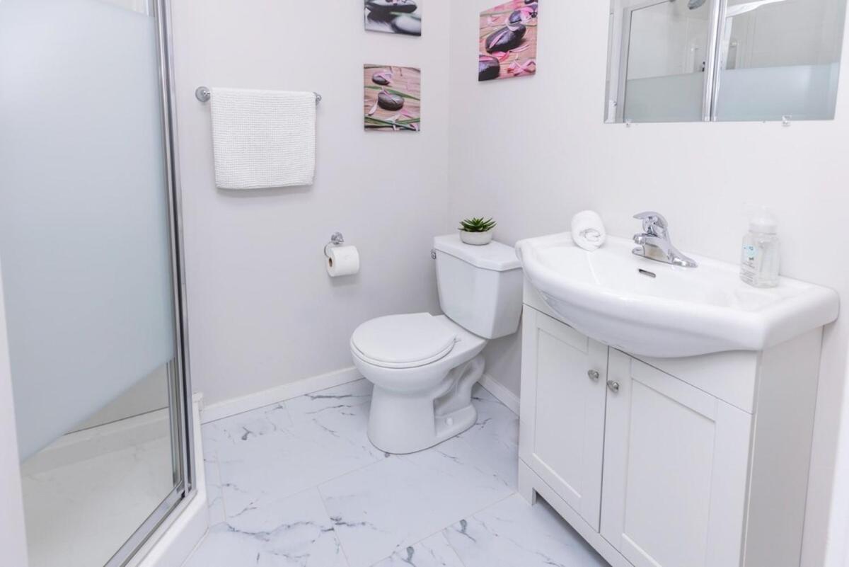 Modern 1Br Condo - Chinatown Near Little Italy Ottawa Kültér fotó